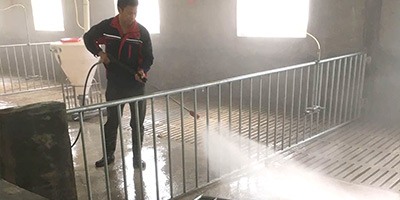 畜牧養(yǎng)殖場豬舍適用什么高壓清洗方式最好？